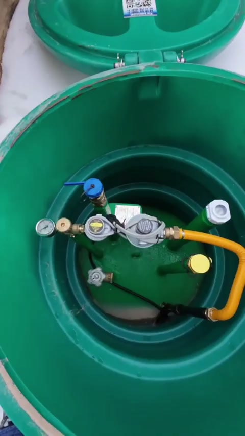 Доступ к кранам газгольдера